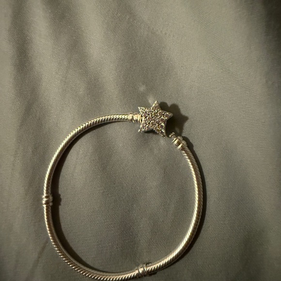 Pandora Silver Star Bracelet - Picture 1 of 3